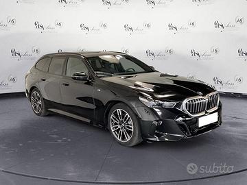 BMW Serie 5 520d sDrive M Sport Tetto Gancio ...