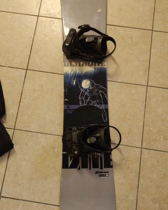 Tavola Snowboard e attrezzatura 