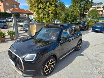 Mini Countryman D Favoured 2.0 48V Auto