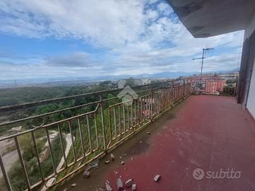 4 LOCALI A MARANO DI NAPOLI