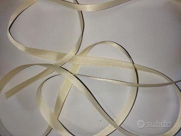10 MT di Nastro Grosgrain da 10mm Crema