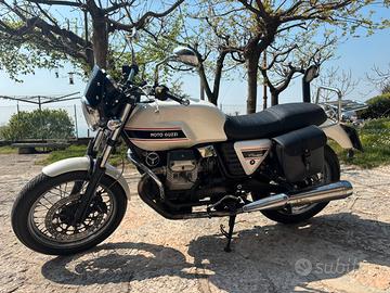 Moto Guzzi v7 Classic