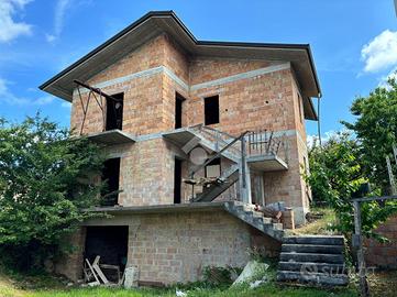 CASA INDIPENDENTE A GUBBIO