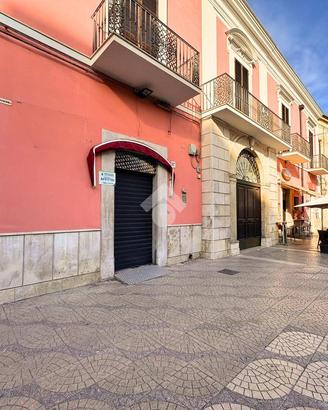 NEGOZIO A SAN SEVERO