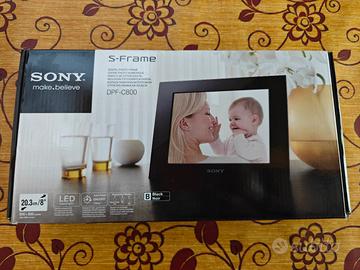 Cornice digitale SONY DPF-C800