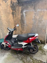 Peugeot Speedfight 3 per pezzi di ricambio