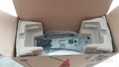 Autoradio JVC vintage e caricatore CD