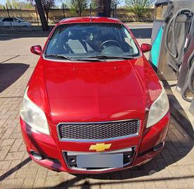 Chevrolet Aveo rossa
