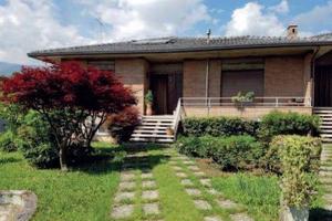 Immobile in asta di 284 m² con 4 locali e box auto