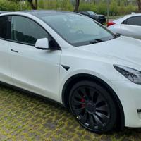 Tesla Model Y - Performance 27 dicembre 2023.