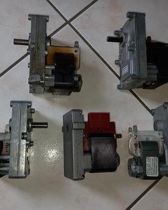 ricambi motoriduttore stufa  - caldaia 