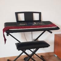 Tastiera elettronica Yamaha PSR E333 tasti 61