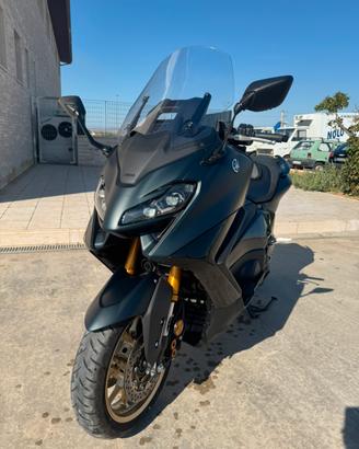 T max 560 Tech Max
