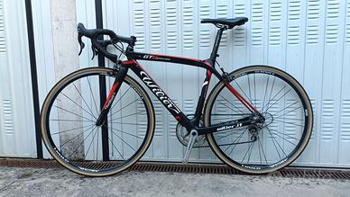 Wilier GTR granturismo bici da corsa in carbonio
