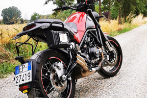 Benelli Leoncino 500 trail