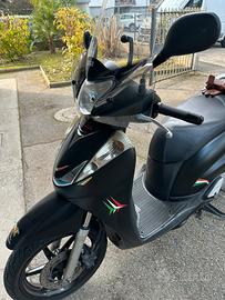 Honda SH 300 i