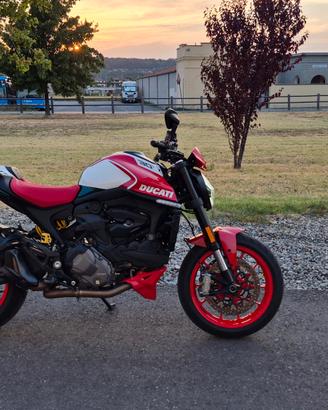 Ducati Monster 937 + 