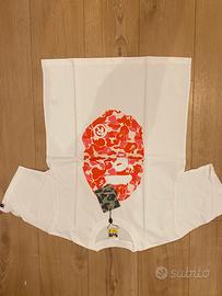 maglietta BAPE con dettaglio rosa taglia m