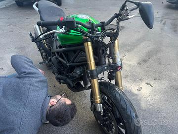 Moto benelli 752s anno 2025 km2600 incidentata