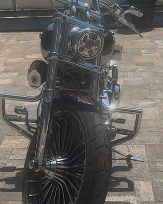 Harley breakout CVO 110