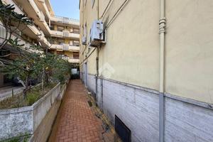 MONOLOCALE A MARANO DI NAPOLI