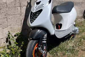 Zip sp mk2 2002 pronto pista con documenti e targa