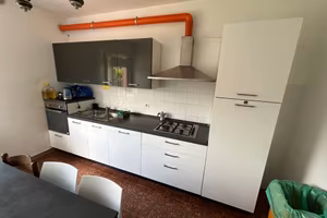 Appartamento di 180 m² con più di 5 locali a Valva