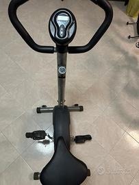 Cyclette e panca addominali