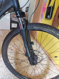 Bici ibrida 