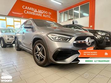 MERCEDES GLA (H247) GLA 200 d Automati...