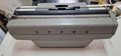 FACIT-macchina da scrivere manuale anni 50