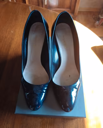 Scarpe Decoltè ViaMaestra in vernice nera