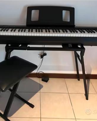 Roland FP-10 88 Tasti Pesati + Stand + Panchetta