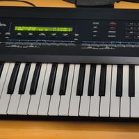 Roland D-50 Linear Synthesizer + Card Originale