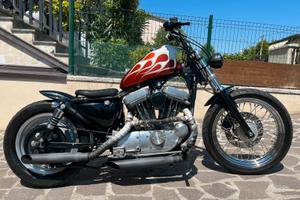 Harley Davidson 883 XLH Hugger