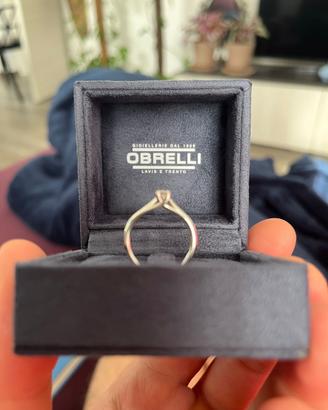 Anello Solitario Oro bianco 18kt con Diamante