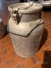 Contenitore latte vintage