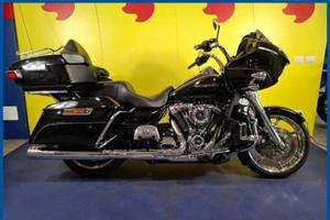 HARLEY-DAVIDSON 107 Road Glide Ultra - FLTRU Gar