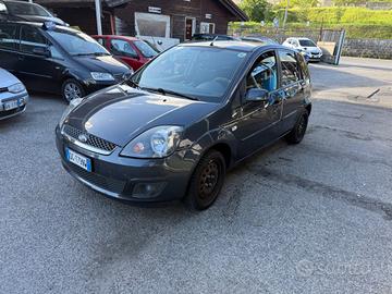 Ford Fiesta 1.6 TDCi 5p. Ghia