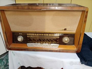 radio Loewe opta 