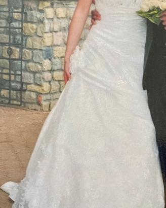 Abito da sposa Carol Artigiani Pizzo Swarovski