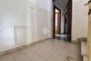 4 LOCALI A OSTUNI
