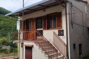 Casa indipendente Cantalice via A.Costa