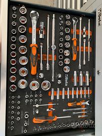 TERMOFORMATI BETA con utensili