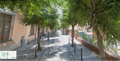 LOCASI APPARTAMENTO 100 mq a Portici (NA)