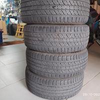 pneumatici  kumho 225 55 18  