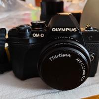 Olympus OM-D E-M10 III