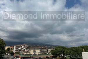 Casa singola con terrazza a Giarre