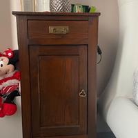 Armadio e coppia comodini