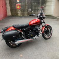 Moto Guzzi V9 Roamer